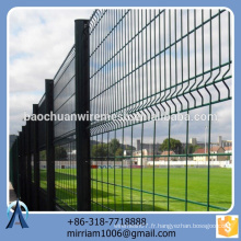 Vente chaude nouveau design haute qualité populaire pvc recouvert clôture de jardin triangle cintrage clôture